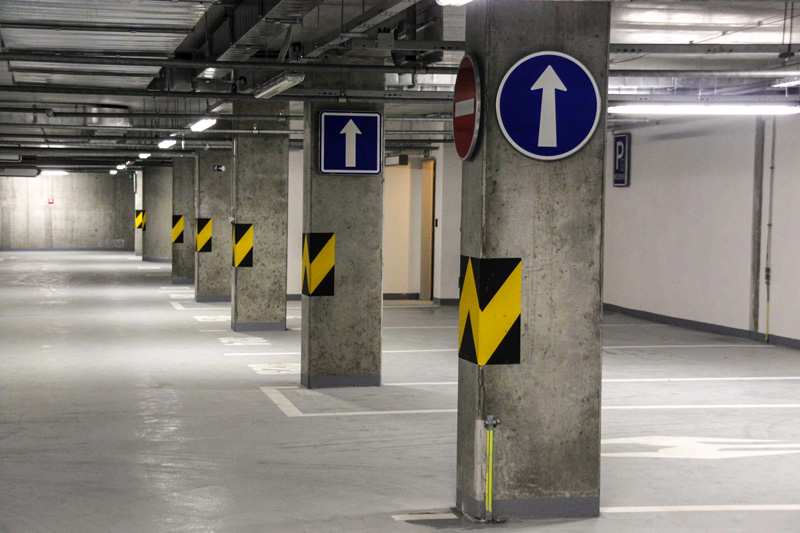 Trvalé dopravní značení v podzemních garážích